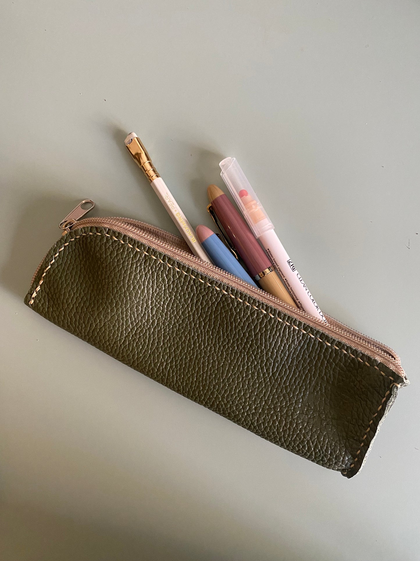 Pen case in olive