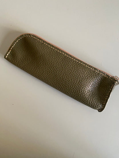 Pen case in olive